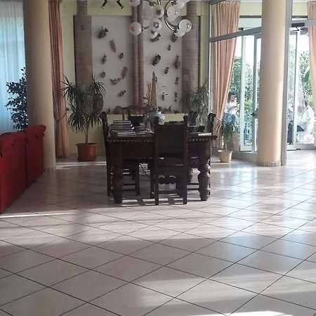 Hotel Parigi 3*