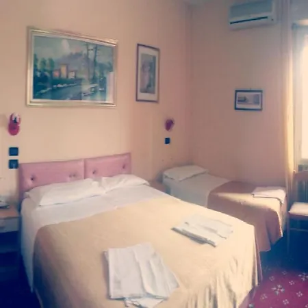 Parigi 3* Castel San Pietro Terme