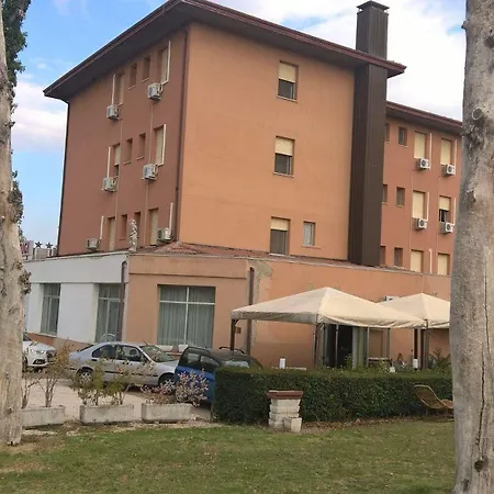Hotel Parigi