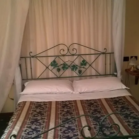 Parigi 3* Castel San Pietro Terme