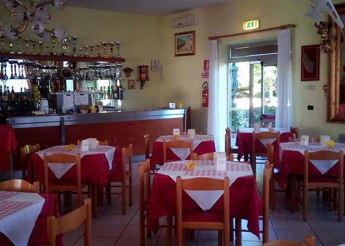 Parigi 3* Castel San Pietro Terme